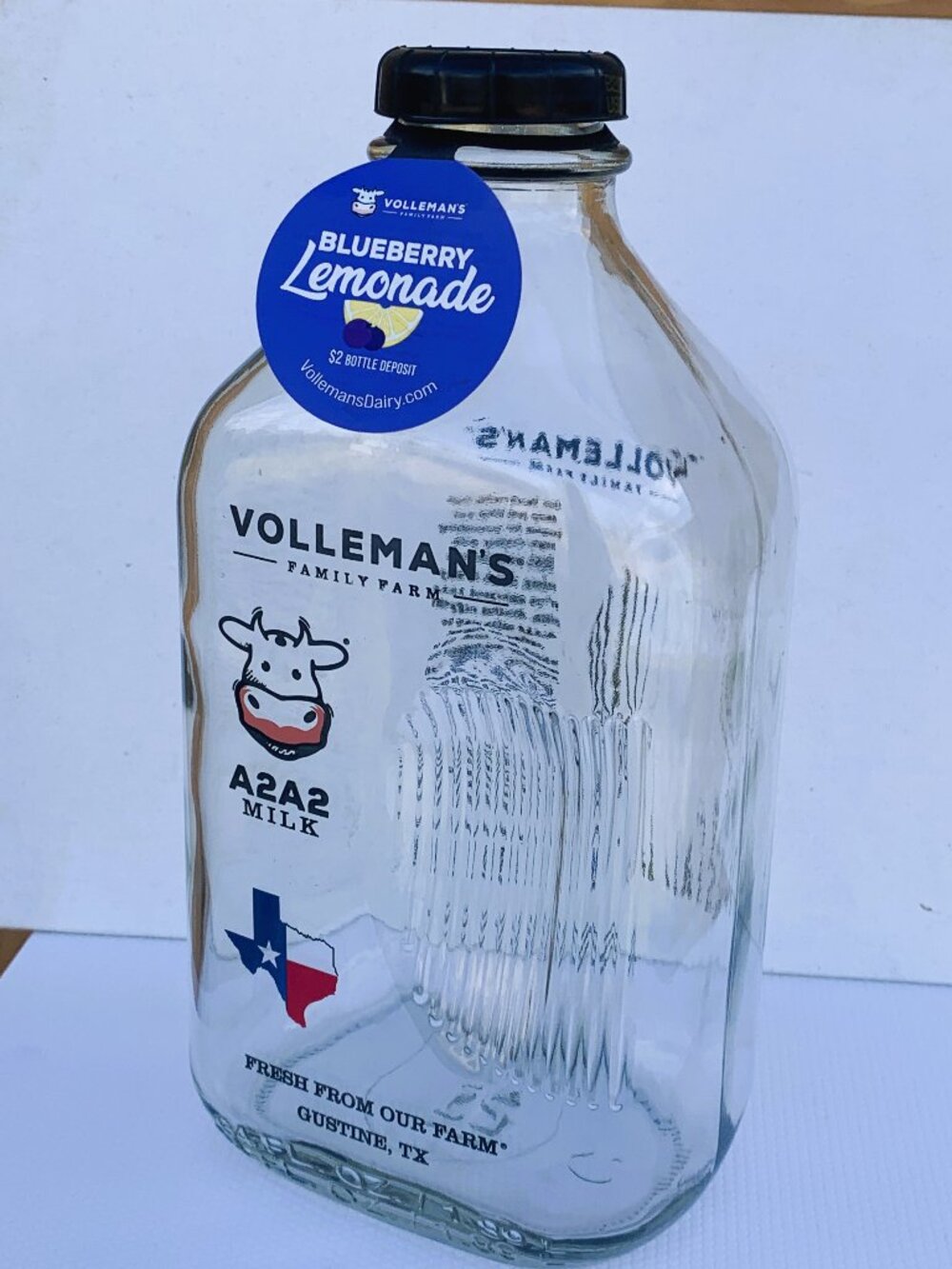 BOTTLE -64oz VOLLEMANS FARMS TEXAS LIMITED A2A2 BLUEBERRY LEMONADE Glass bottle